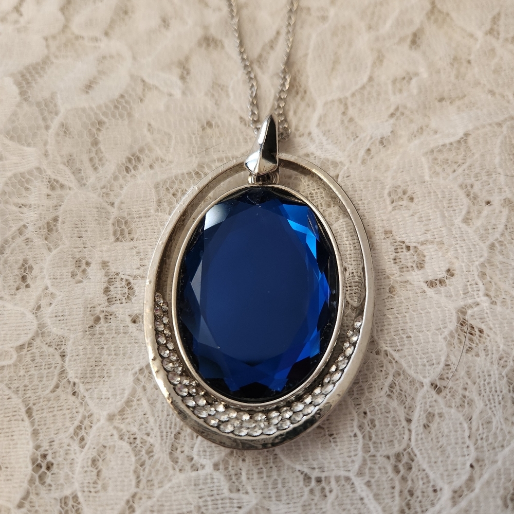 Paparazzi Metro Must Haves Blue Necklace
